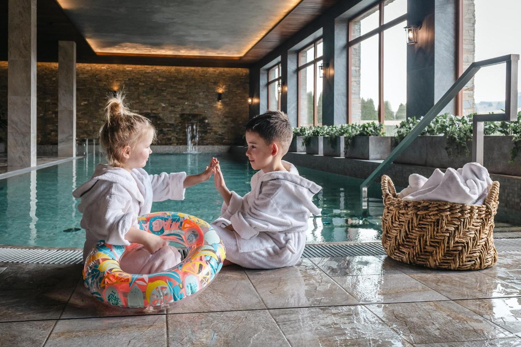 Tylickie Wzgorze Spa & Wellness Pensjonat Dla Rodzin Z Dziecmi 泰里克兹 外观 照片
